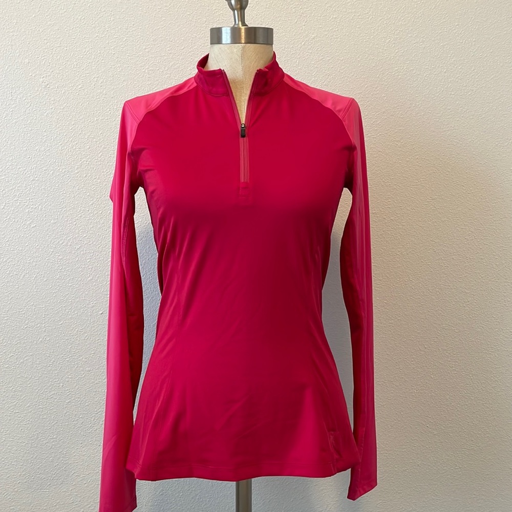 Like-New Arc’teryx Red 1/4 zip pullover Soft & Fabulous